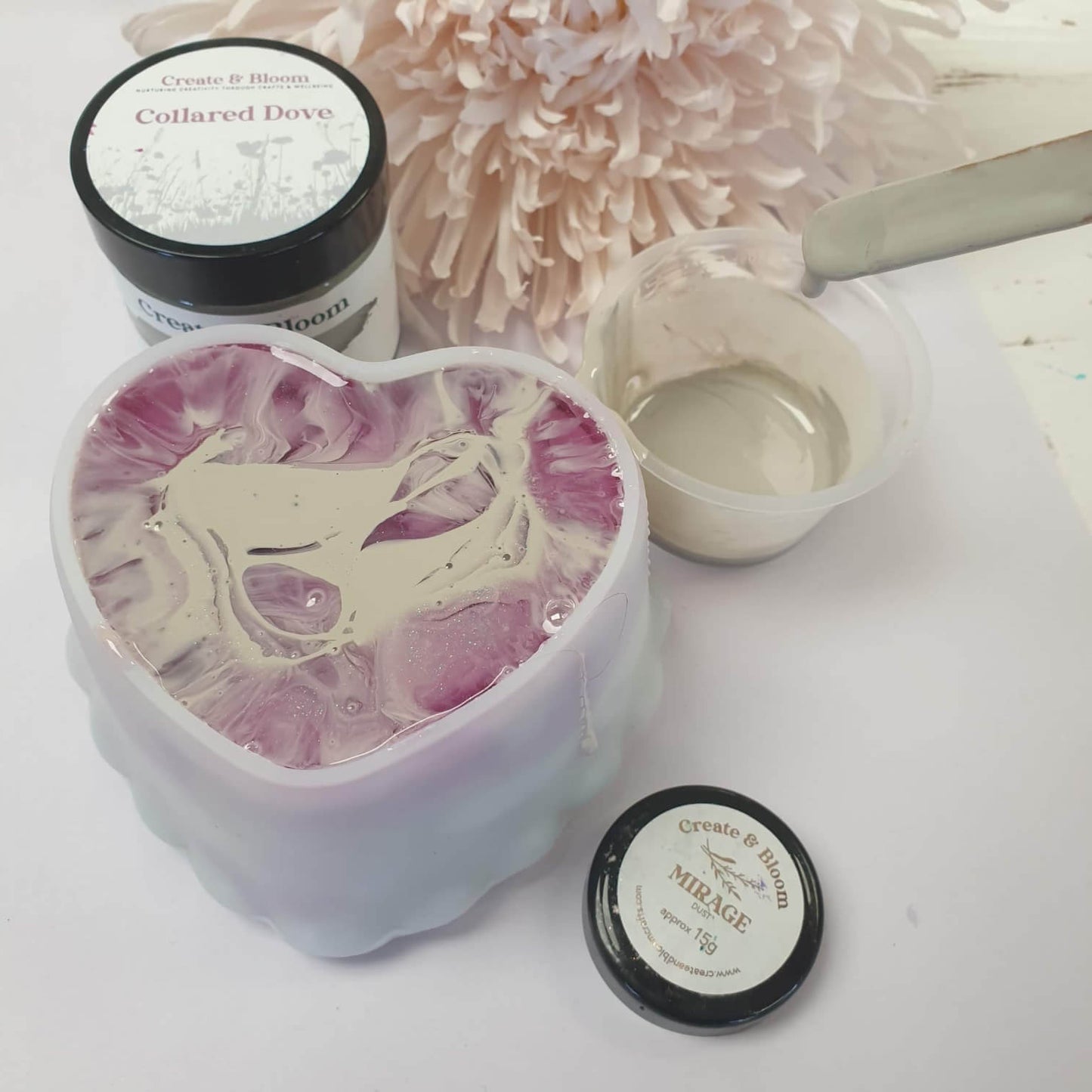 Opaque Epoxy Resin Pigment: Collared Dove Grey!