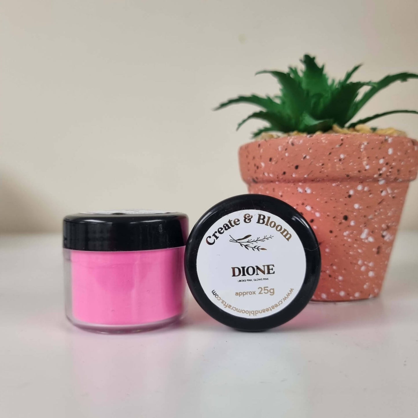 UV Glow Powder Pigment - Dione Pink