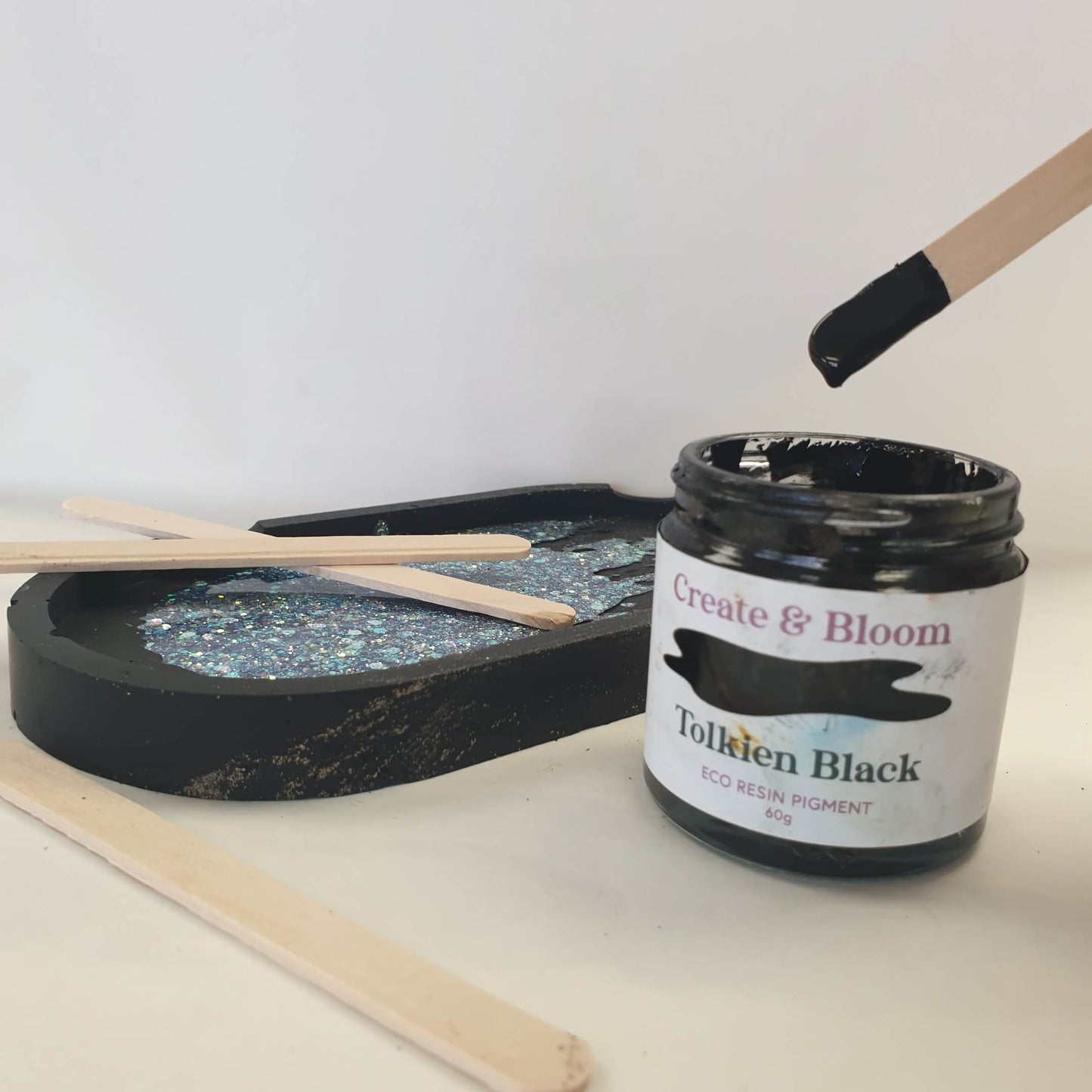 Eco Pour -Resin Pigment: Tolkien Black