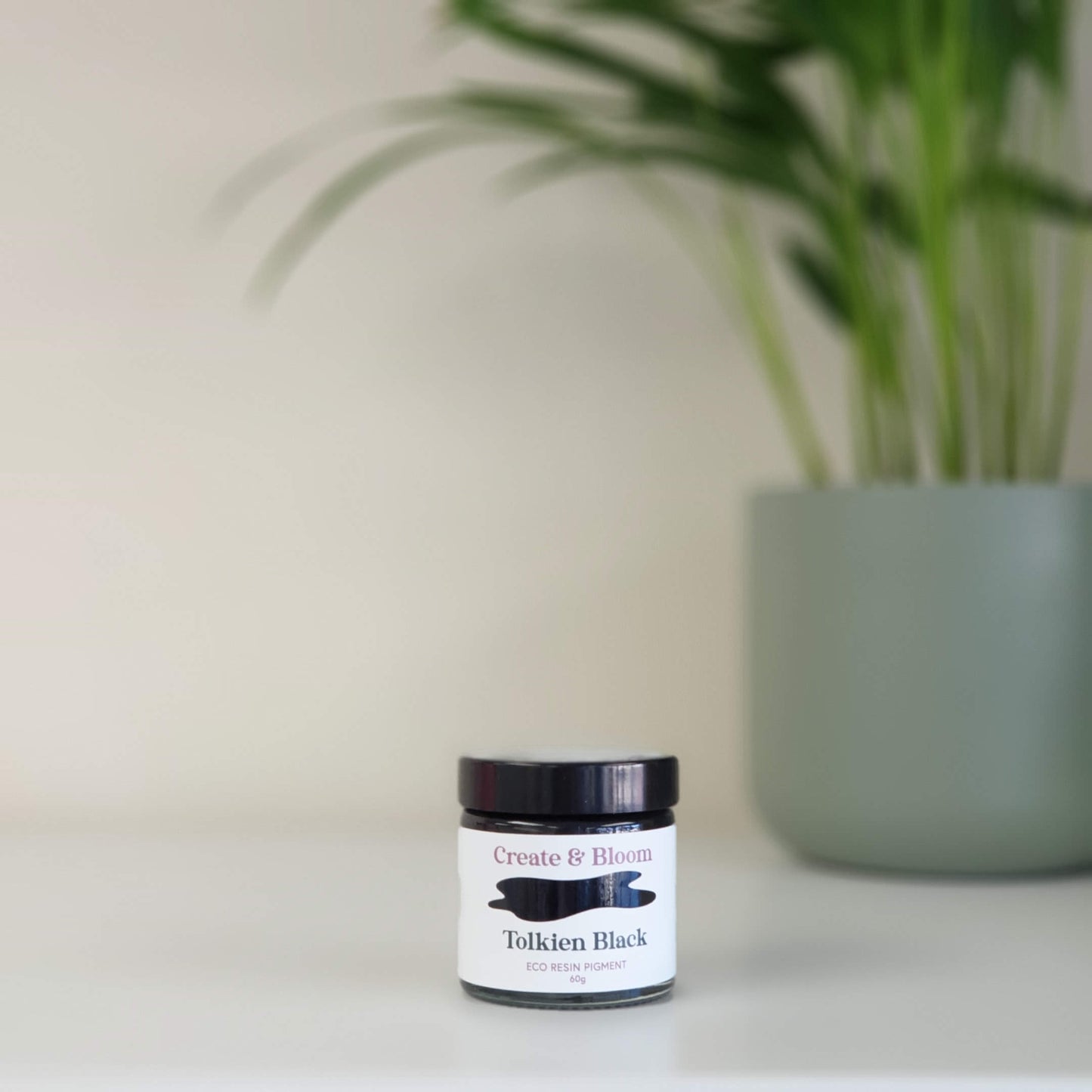 Eco Pour -Resin Pigment: Tolkien Black