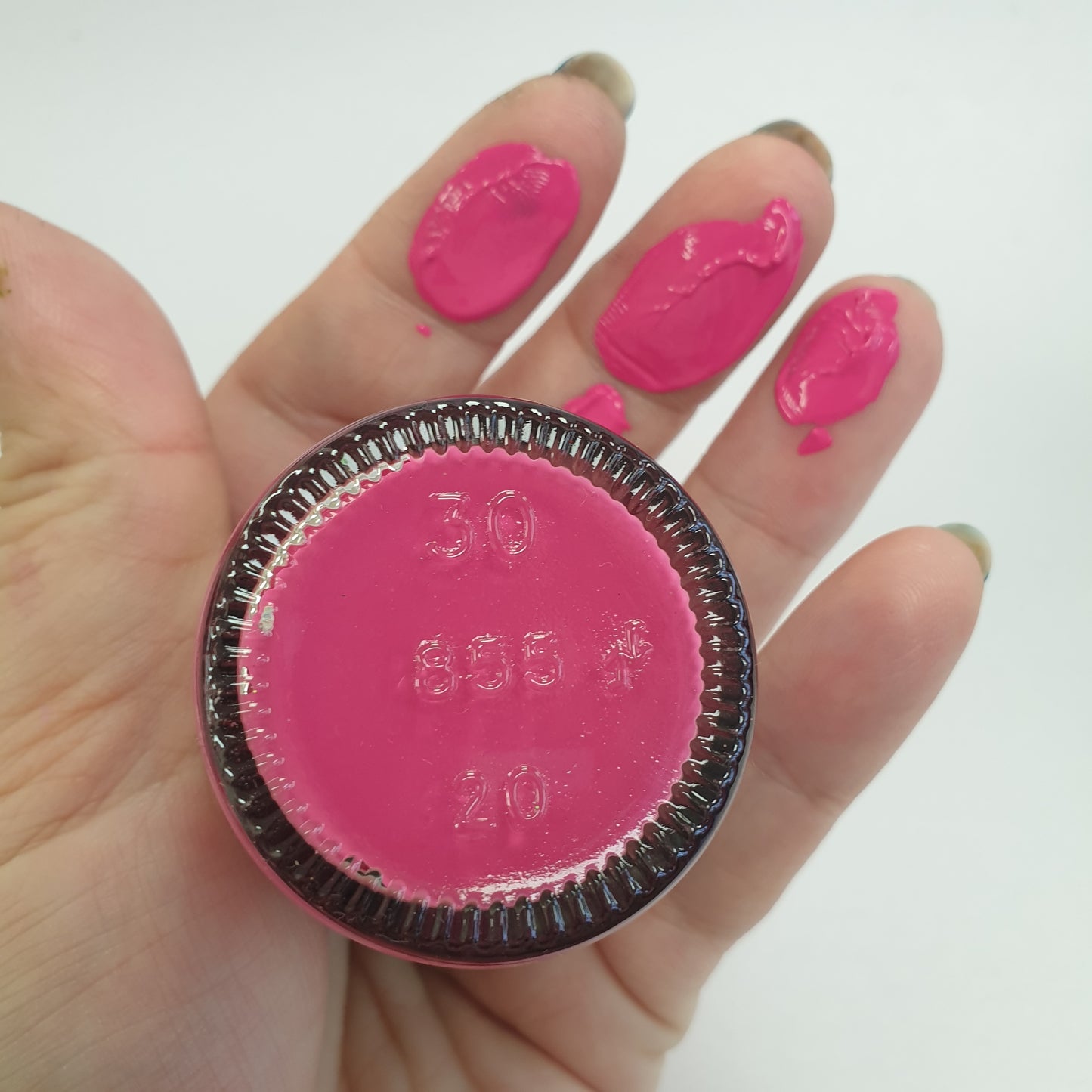 Professional Bloom Acrylic Paint: Bright Magenta