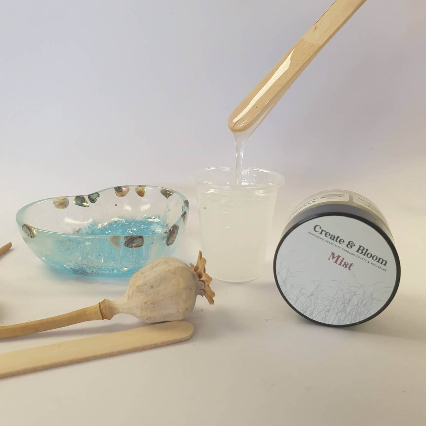 Transparent Resin Pigment: Mist White