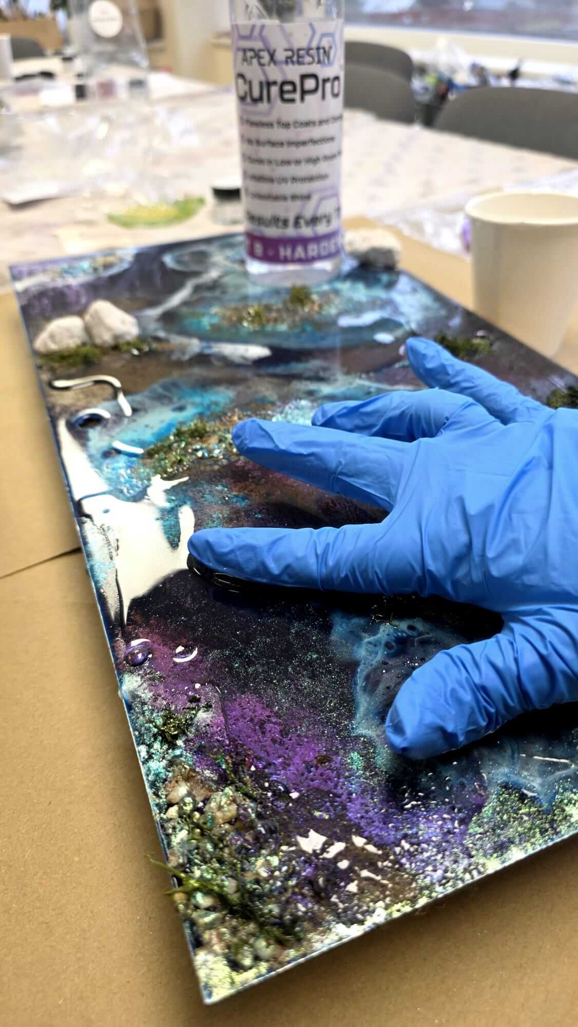 art sealant,
seal mixed media
top coat resin
floorless finish