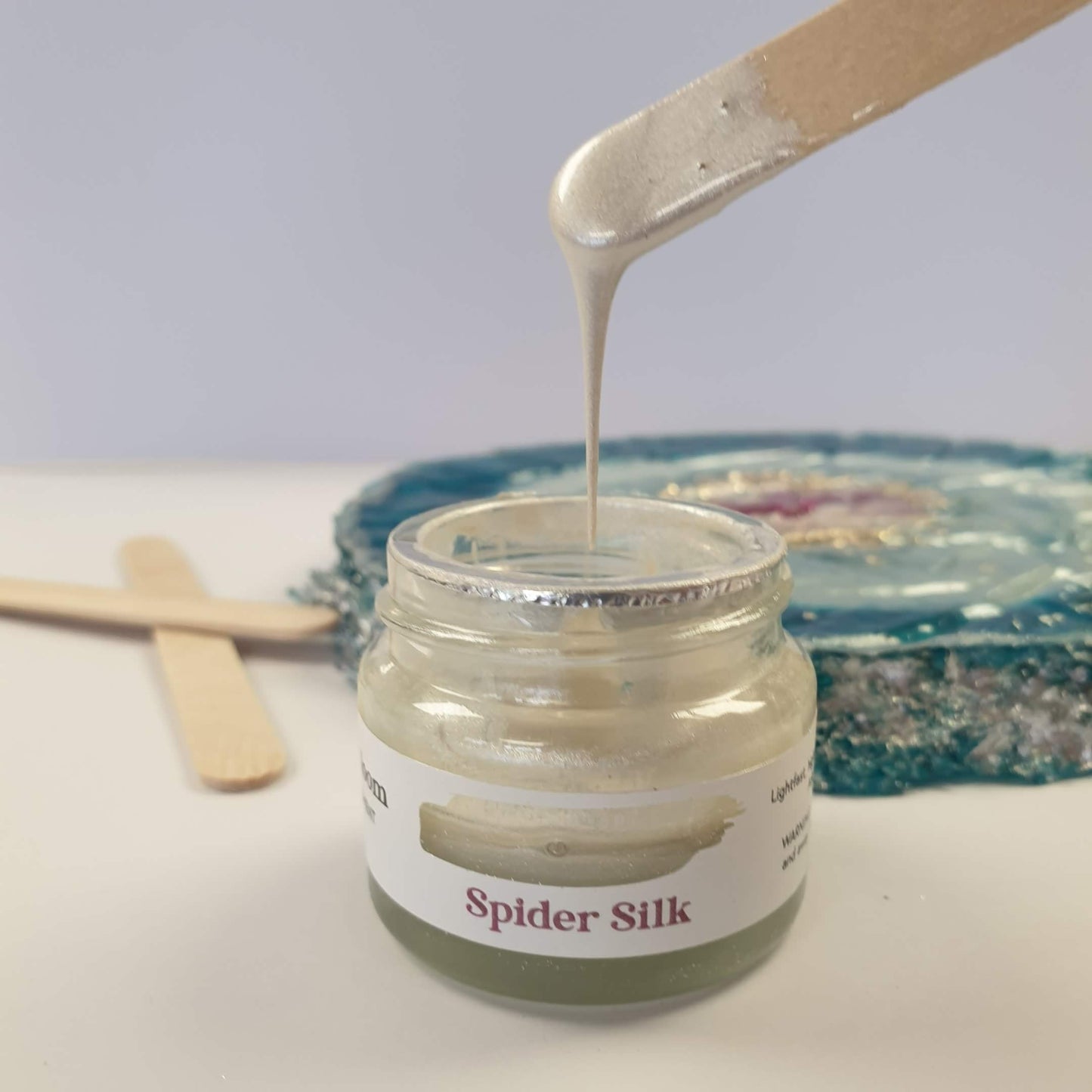 Pearl Resin Pigment: Spider Silk