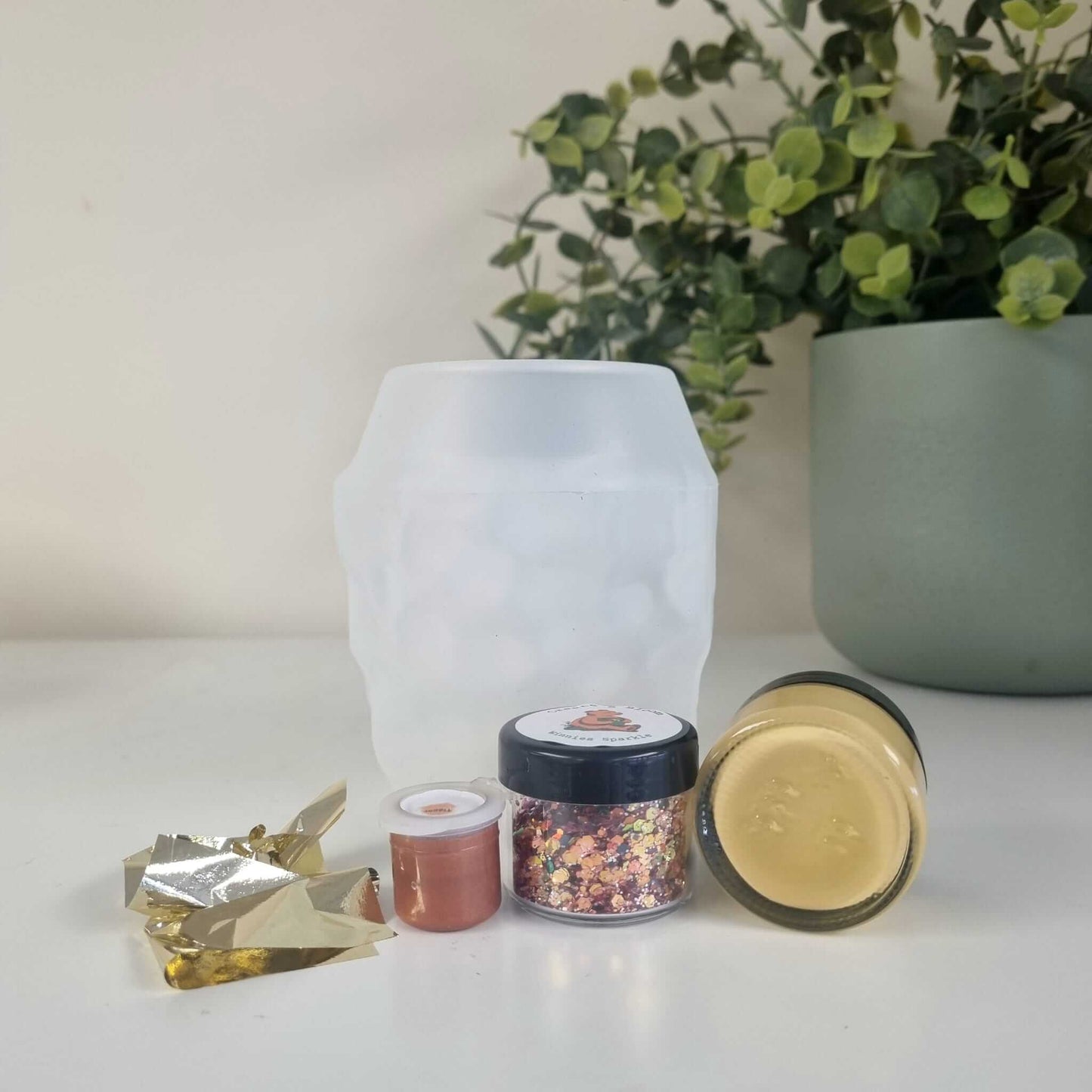 Silicone Moulds for Resin Crafts: Honeycomb Treasures Mould, Pigment and Glitter Collection!