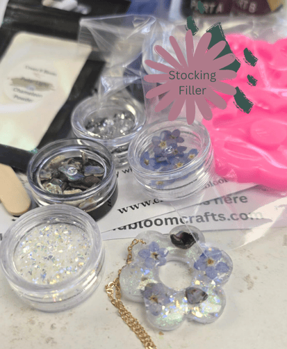 Blooming Daisy Necklace Kit (Makes 4) – Last-Minute Stocking Filler Craft Kit!