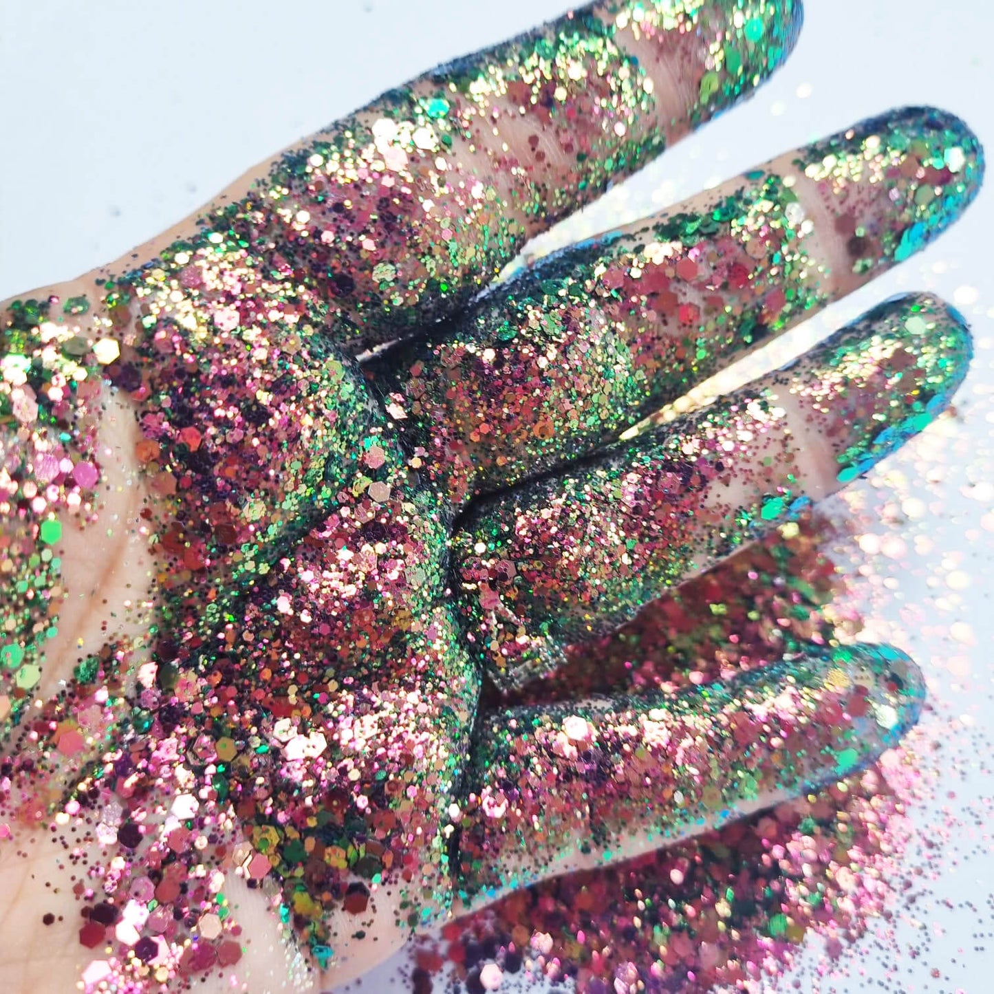 Ultra Chameleon Colour Shift Bloom Glitter: Proud