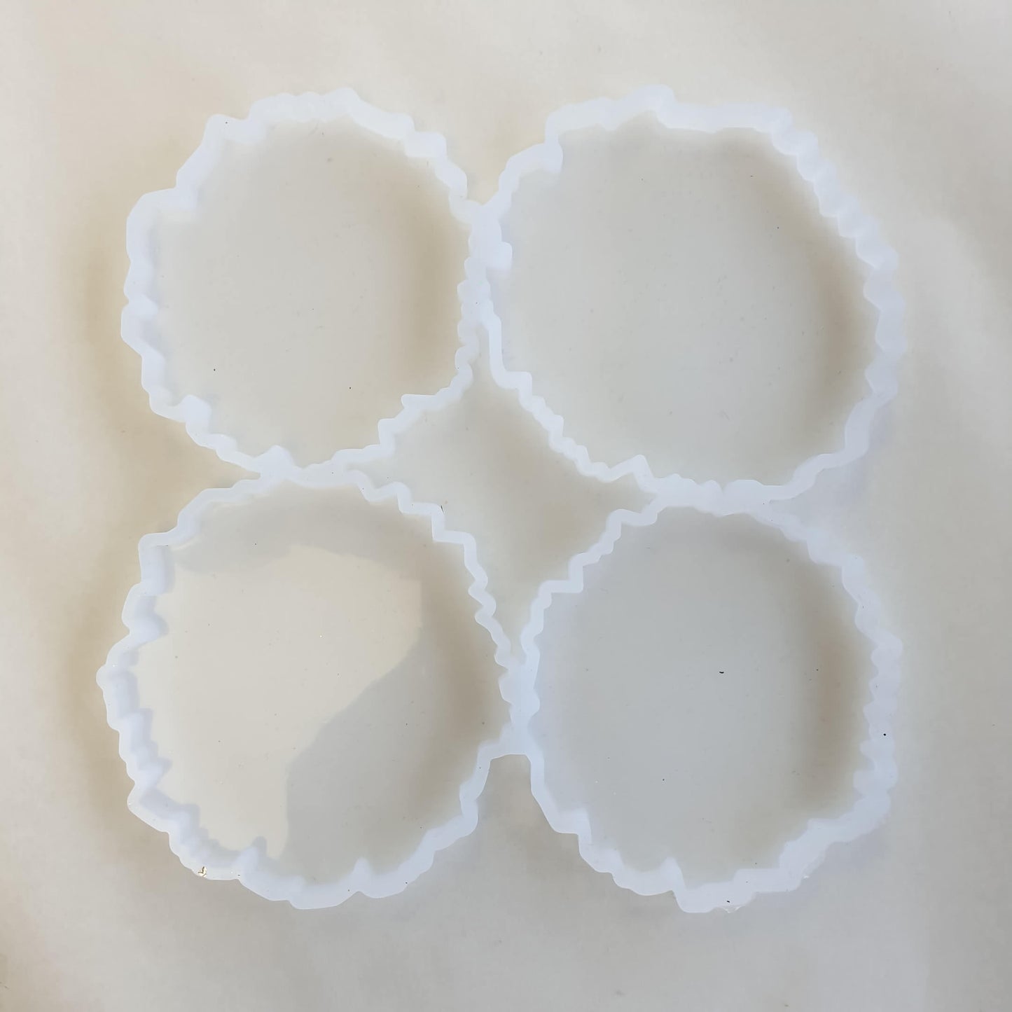 Silicone Mould for Resin Crafts - Make 4 Agate Coasters
