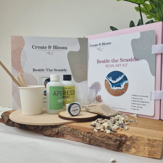 Beside the Seaside Resin Art Kit