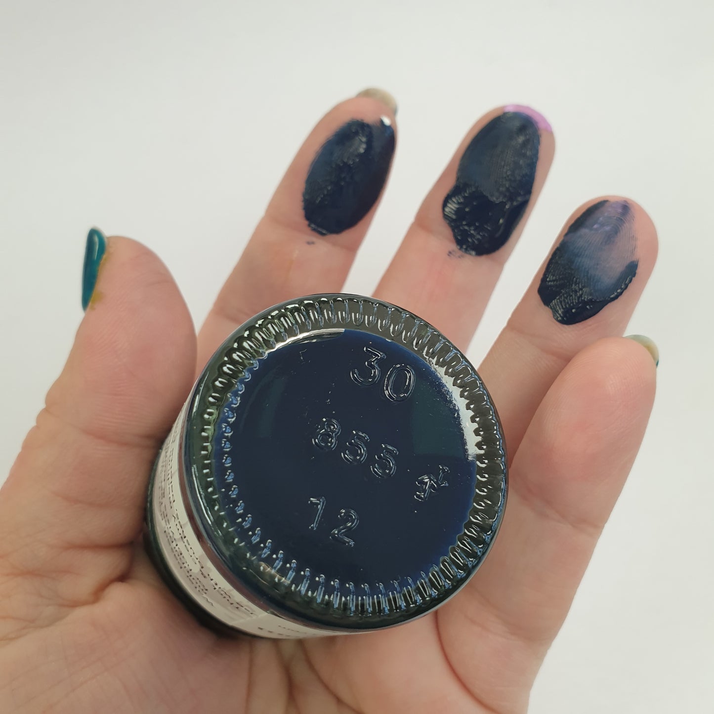 Professional Bloom Acrylic Paint: Prussian Blue