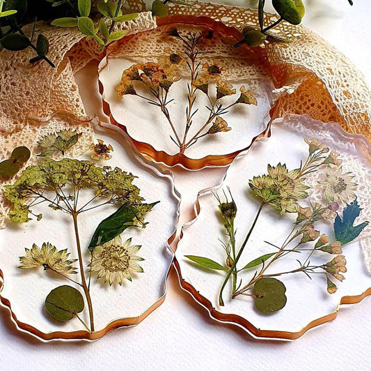 Crafty Friends Retreat: Resin Coasters 11th May @ 12:00