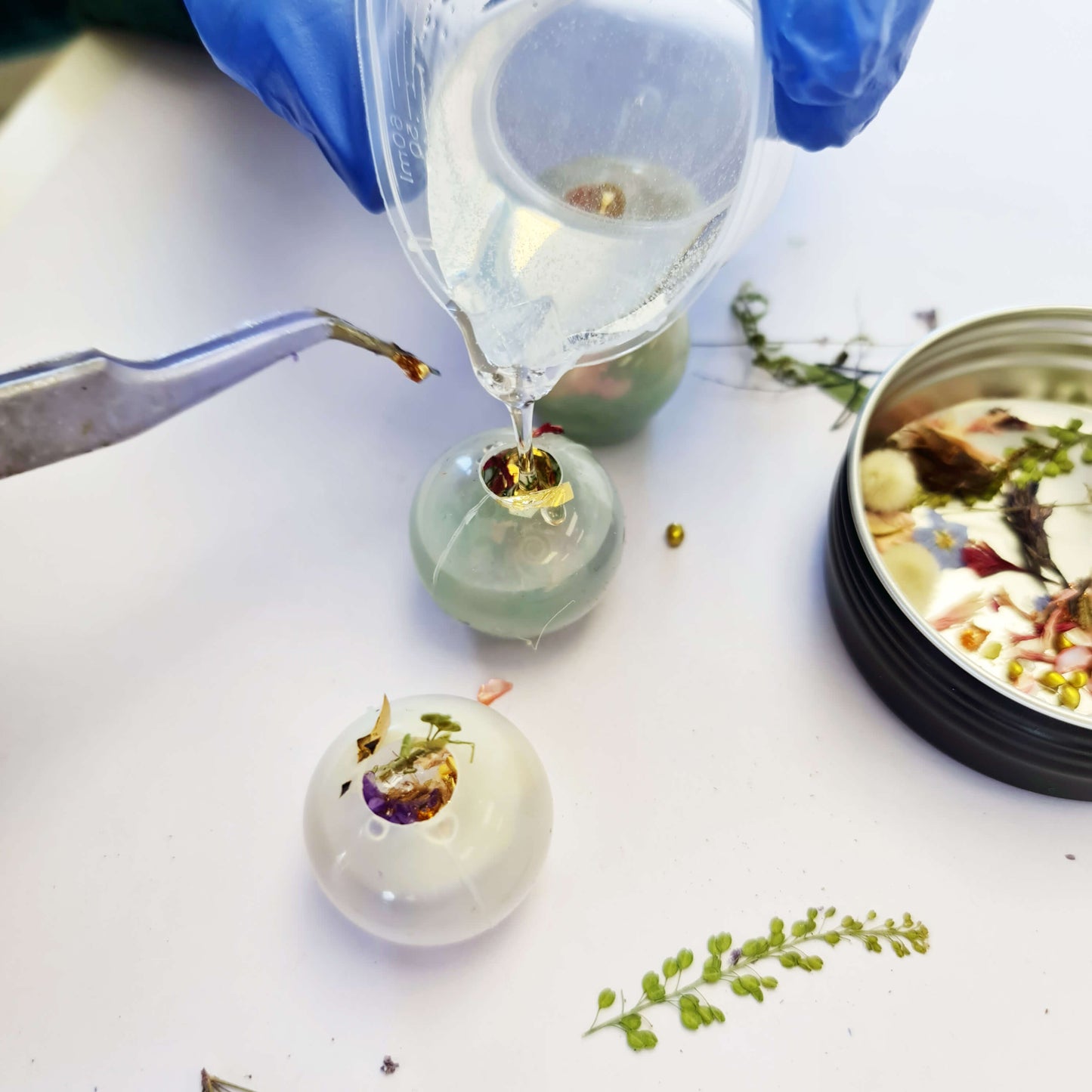 Secret Garden Resin Jewellery Kit