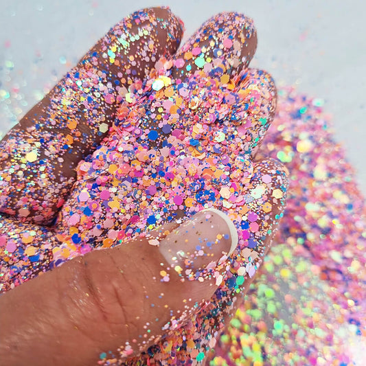 Ultra Holographic Bloom Glitter: Invincible