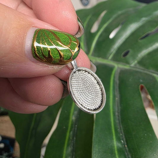 Silver Zinc Alloy Closed-Backed Baby Oval Pendant Bezels - 10x14mm