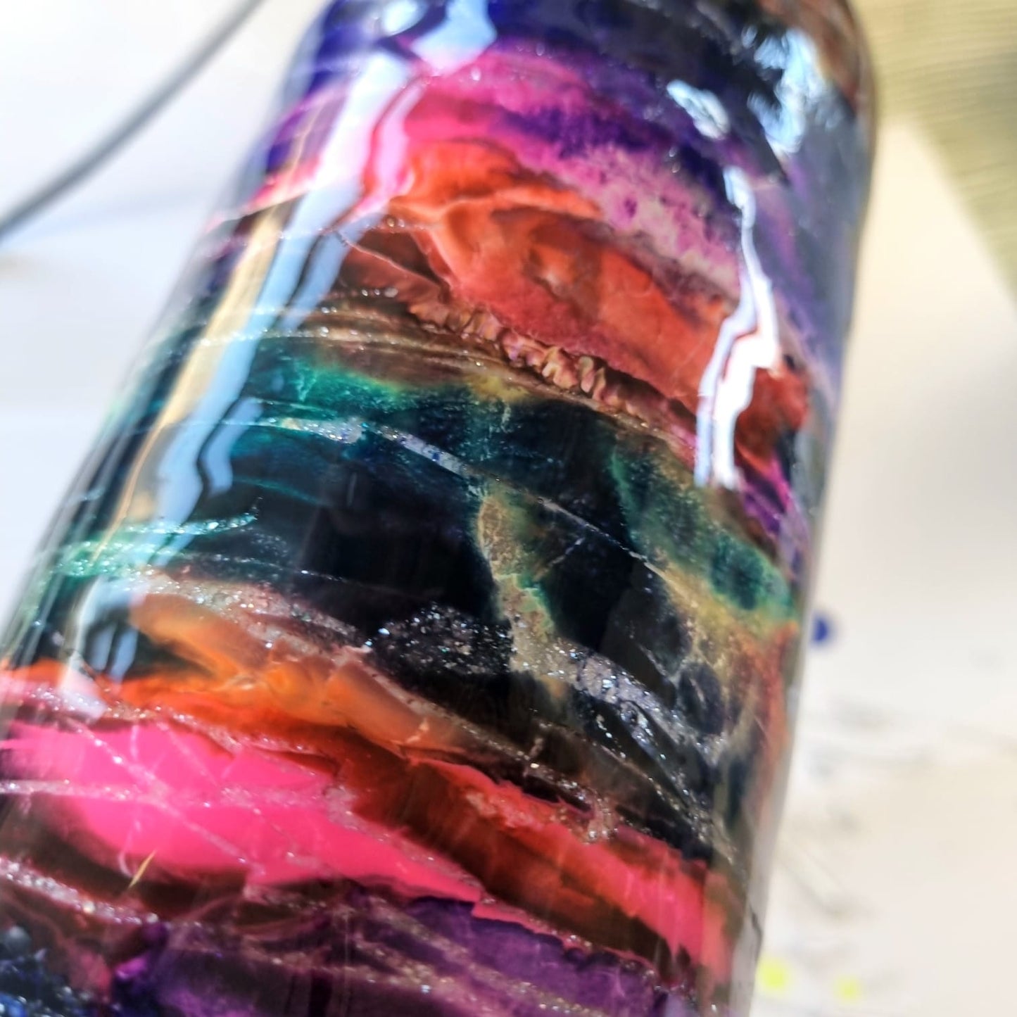 Resin Tumbling Workshop Magic: Unlock the Secrets to Beautiful Tumblers with Colour and Technique!