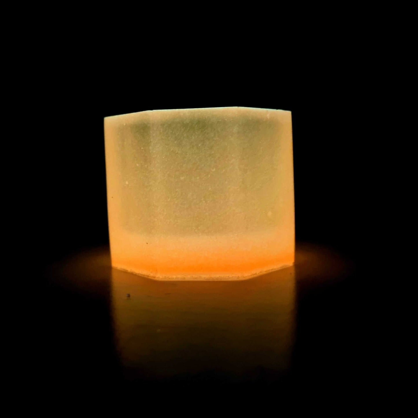 Coral Chroma Charge Epoxy Tint – Glow in the Dark Pigment for Resin Crafts!