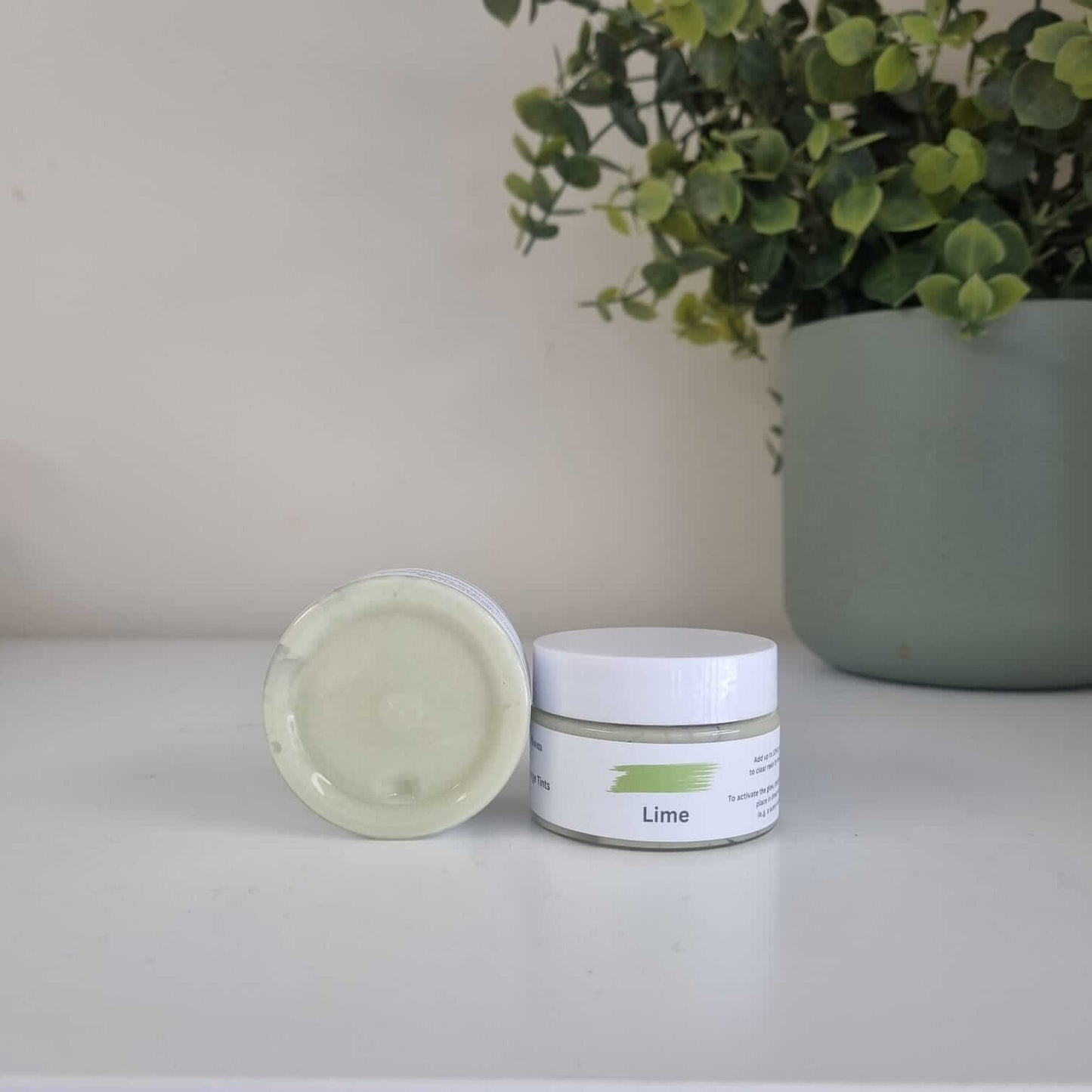 Lime Chroma Charge Epoxy Tint – Glow in the Dark Pigment for Resin Crafts!