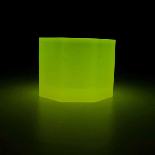 Tangerine Chroma Charge Epoxy Tint – Glow in the Dark Pigment for Resin Crafts!