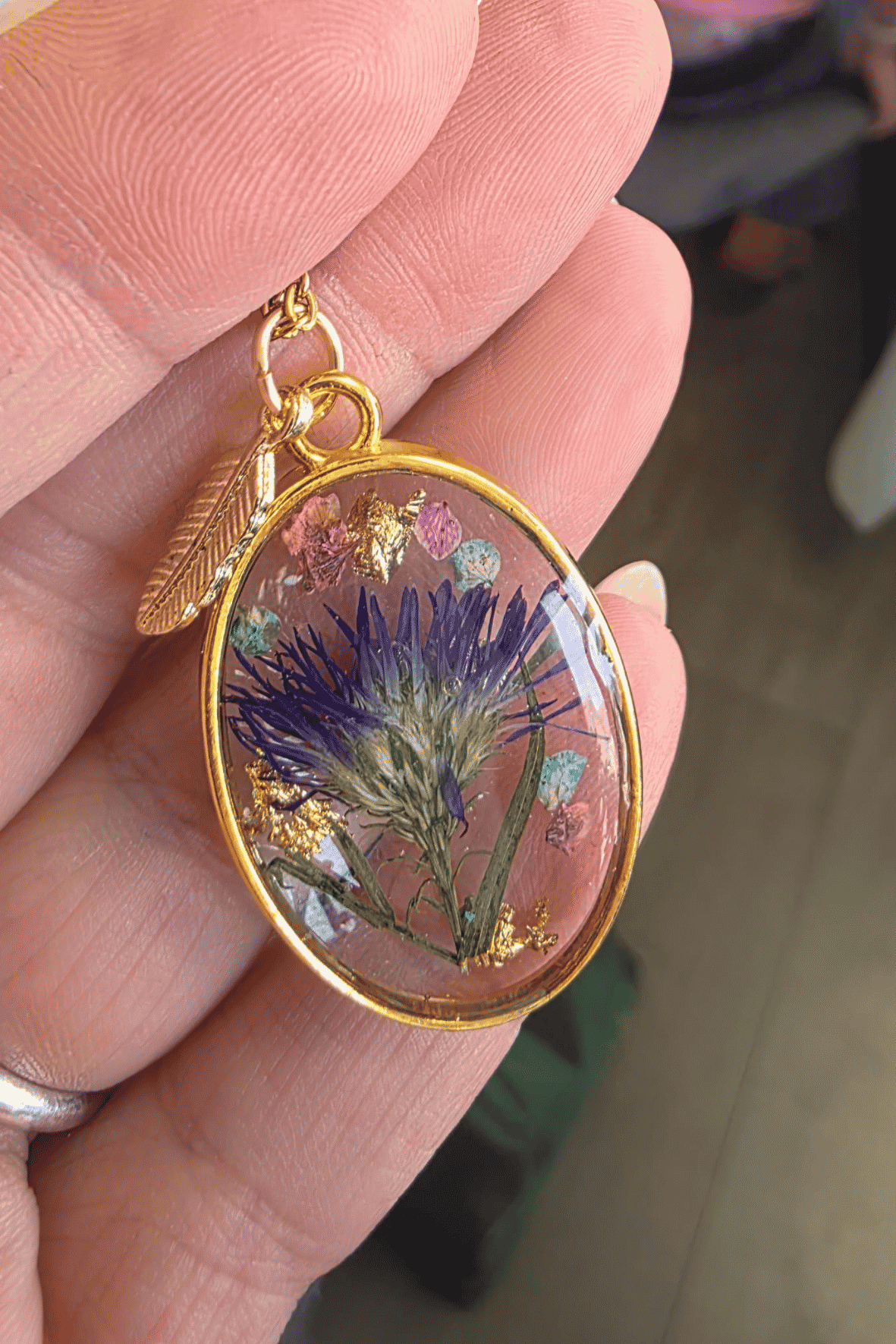 Zinc Alloy Open-Backed Oval Gold Bezel - For Resin Crafts