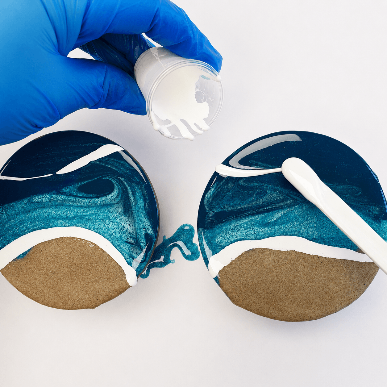 resin art, making resin waves
