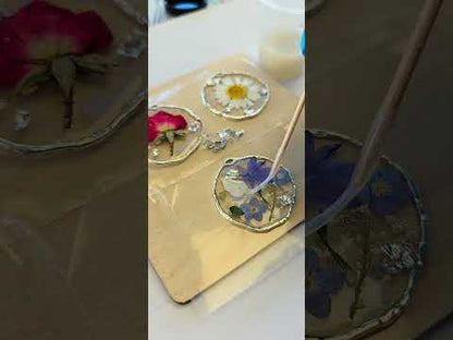 Pressed Flower Resin Necklace Making Kit – Makes 3 Botanical Necklaces!